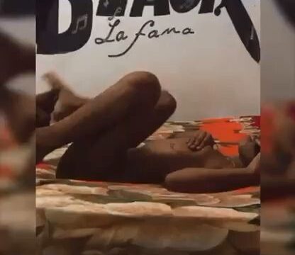 Mr black la fama mamandole el culo a su esposa