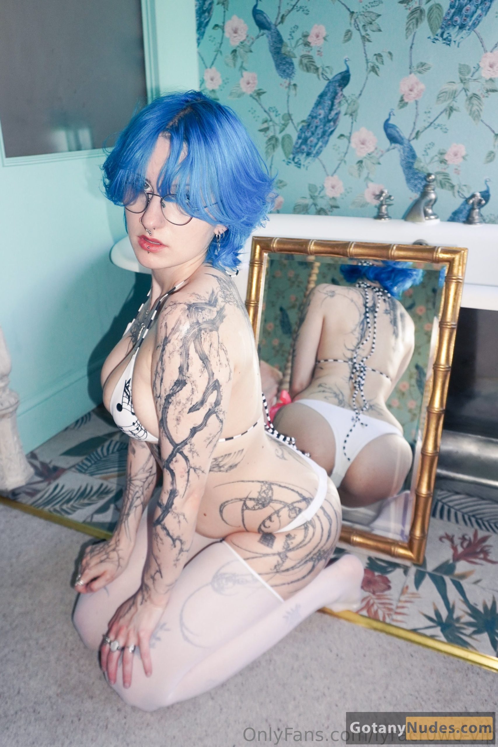 Sexy Lyracr0W0 Private Content Gallery