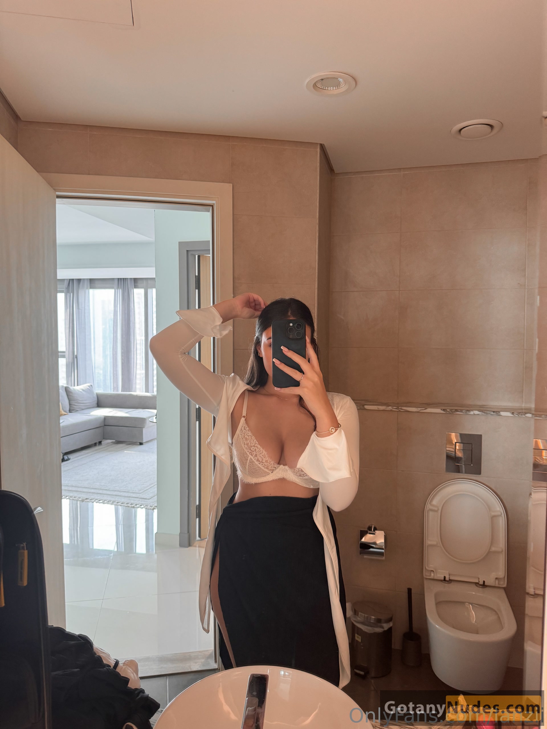 Lanzii Intimate Content Gallery