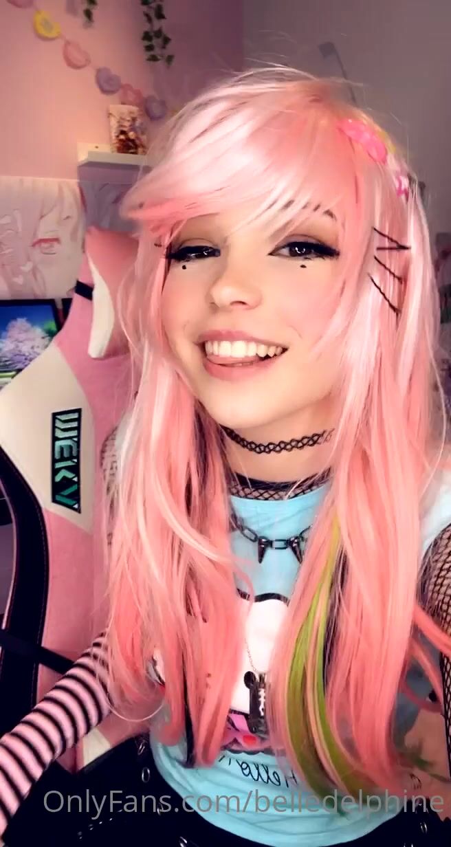 Belle Delphine Listening To Flo Rida Music