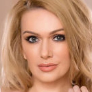 Amber Jayne